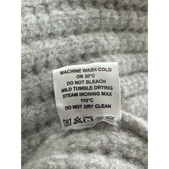 L’Academia Revolve Idriya Cropped Tunnel Funnel Neck Chunky Sweater S Grey - Picture 9 of 14